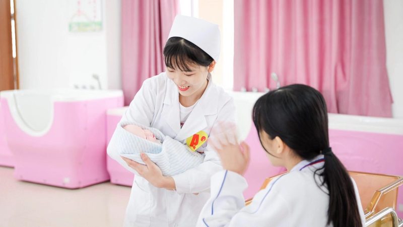 上海婴儿游泳馆加盟推荐